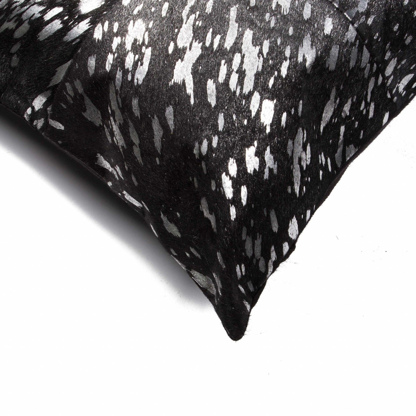 18" X 18" X 5" Silver And Black Torino Quattro Pillow 2 Pack